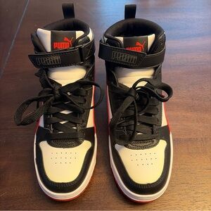 Puma High-Top Sneakers - Black, White, and Red - Size 5.5